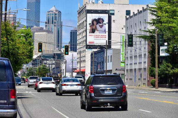 Pacific Outdoor’s wallscape coverage encompasses coverage of T-Mobile Park and Lumen Field. Additional wallscape coverage includes bustling neighborhoods of Belltown, Queen Anne, Ballard, and Capitol Hill that are highly visible to vehicular and pedestrian traffic.